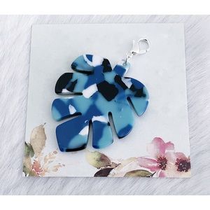 Blue Tortoise Shell Monstera Leaf Planner Charm